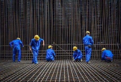 Workers are busy at a construction site of a metro line in China (Guangdong) Pilot Free Trade Zone Qianhai & Shekou Area in Shenzhen, south China's Guangdong Province, July 16, 2015. Despite the heat in Shenzhen, more than 1000 workers of Shanghai Civil Engineering Co Ltd of CREC continued the construction work of the pilot free trade zone. (Xinhua/Liu Dawei) Workers are busy at a construction site of a metro line in China (Guangdong) Pilot Free Trade Zone Qianhai & Shekou Area in Shenzhen, south China's Guangdong Province, July 16, 2015. Despite the heat in Shenzhen, more than 1000 workers of Shanghai Civil Engineering Co Ltd of CREC continued the construction work of the pilot free trade zone. (Xinhua/Liu Dawei)