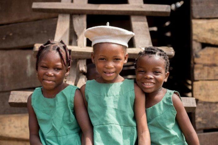 child dies from pneumonia