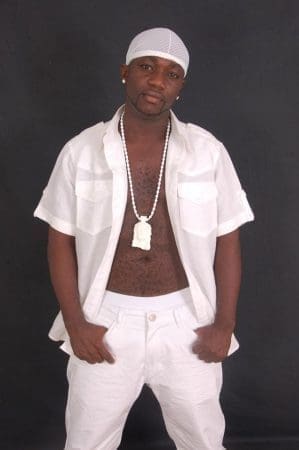 OMANHENE-POZO-PIC.jpg