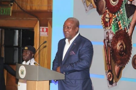 PRESIDENT MAHAMA AT MODEX 2016 CONFERENCE CENTRE CREDIT GNA PHOTOS DANIEL LANQUAYE (4) PRESIDENT MAHAMA AT MODEX 2016 CONFERENCE CENTRE CREDIT GNA PHOTOS DANIEL LANQUAYE (4)