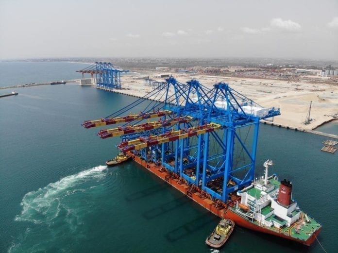 Tema Port