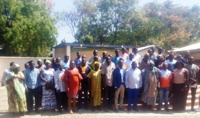 A group picture of participants with the Deputy Minister.