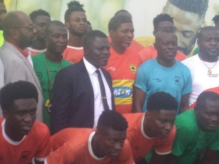 Asante Kotoko have unveiled their new coach Maxwell Konadu