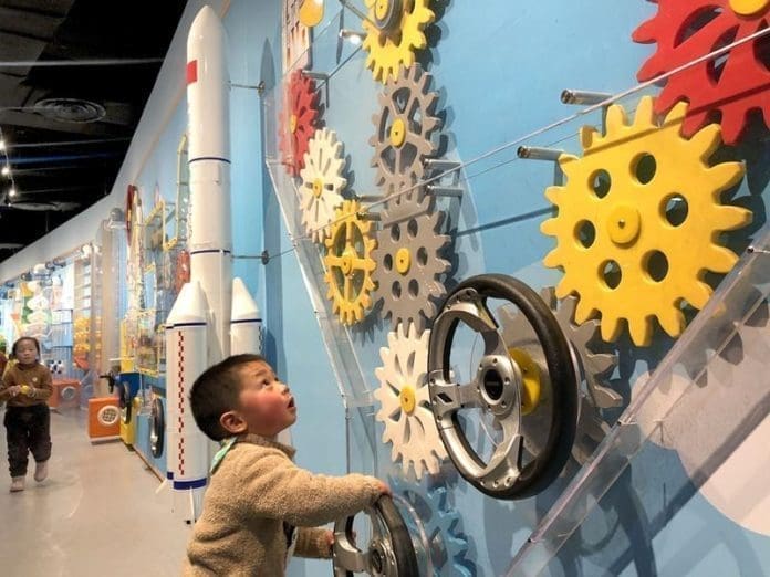 A child plays at a science and technology museum in Lu’an city, east China’s Anhui province, Jan. 3, 2021. (Photo by Tian Kaiping/People’s Daily Online) A child plays at a science and technology museum in Lu’an city, east China’s Anhui province, Jan. 3, 2021. (Photo by Tian Kaiping/People’s Daily Online)