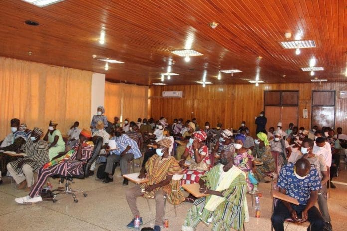 Stakeholders at the forum