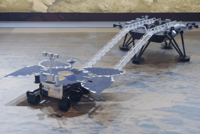 Models of China’s first Mars probe Tianwen-1 and Mars rover Zhurong are exhibited at the 2020 Inno-Match Expo held in Shanghai, Oct. 30, 2020. (Photo by Long Wei/People’s Daily Online)