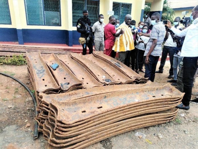 Railway line stealing Social Police Theft