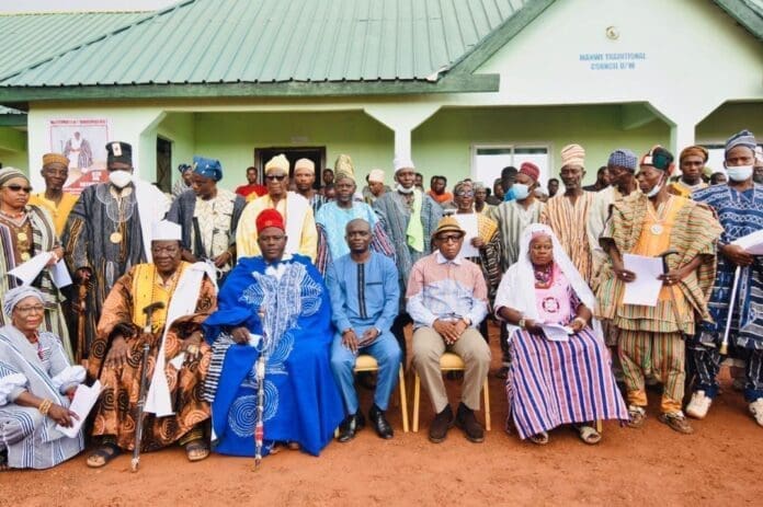 Social Traditional Authorities