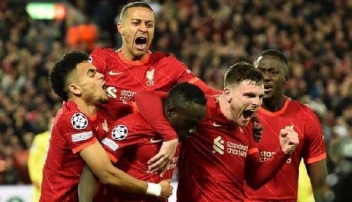 Liverpool Players Celebrating Liverpool Players Celebrating