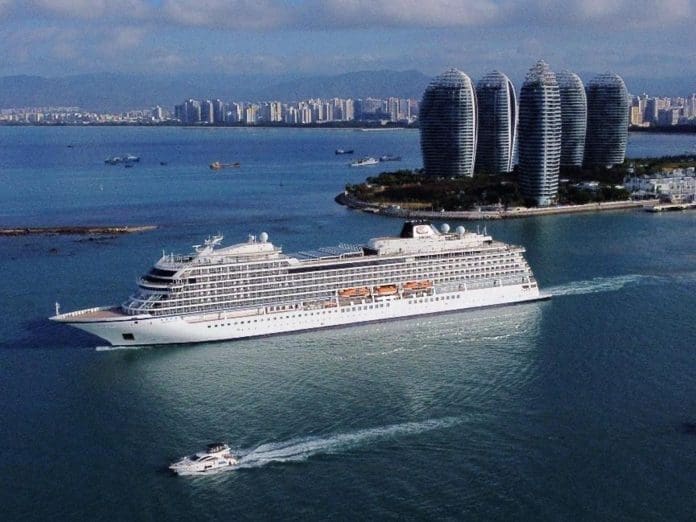 China Merchants-Yidun, the first luxury cruise ship to bear the Chinese flag, departures from Phoenix Island, Sanya, south China's Hainan province, Feb. 9, 2023. (Photo by Ye Longbin/People's Daily Online) China Merchants-Yidun, the first luxury cruise ship to bear the Chinese flag, departures from Phoenix Island, Sanya, south China's Hainan province, Feb. 9, 2023. (Photo by Ye Longbin/People's Daily Online)