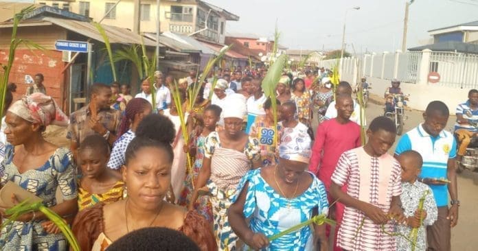 Social Palm Sunday