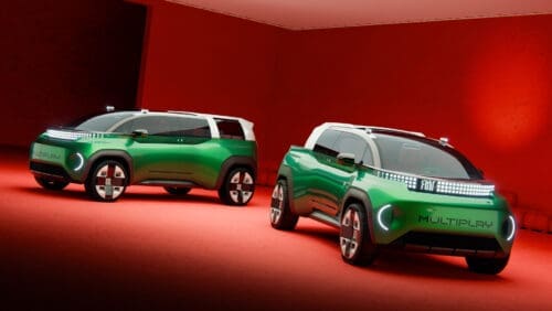 Fiat unveils Multiplay concept that turns from family car into pick-up