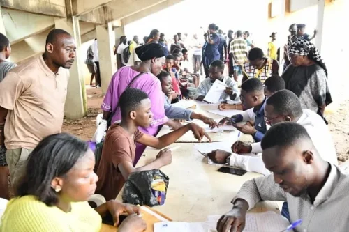 GES brands SHS placement ‘goro boys’ scammers, urges official help