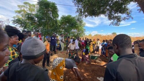 Zambian youths bet on soil, not fertiliser, against drought